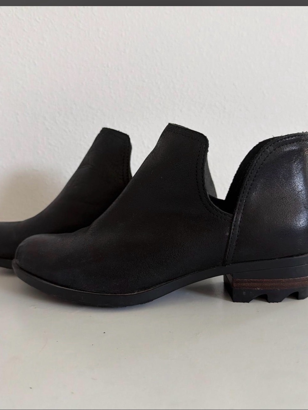 Sorel Black Chelsea Cutout Ankle Booties